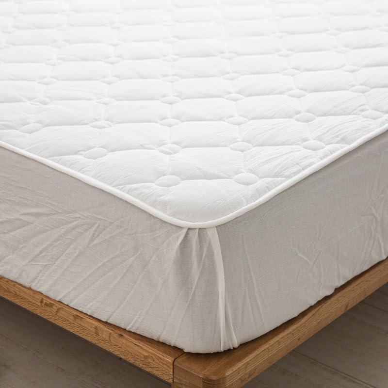 Machine Washable Soft Mattress Protector, White