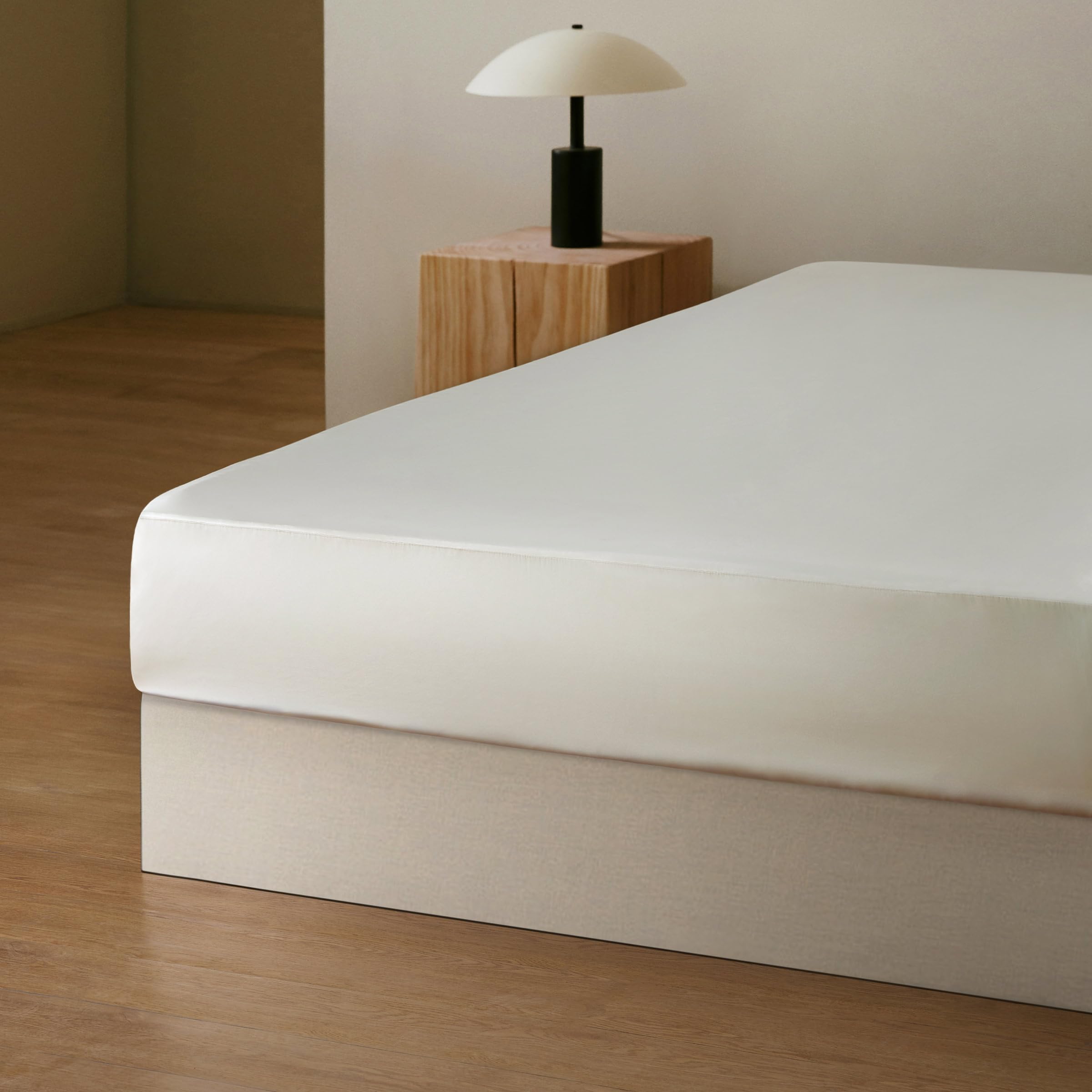 19 Momme 100% Mulberry Silk Fitted Sheet, 16" Deep Pocket