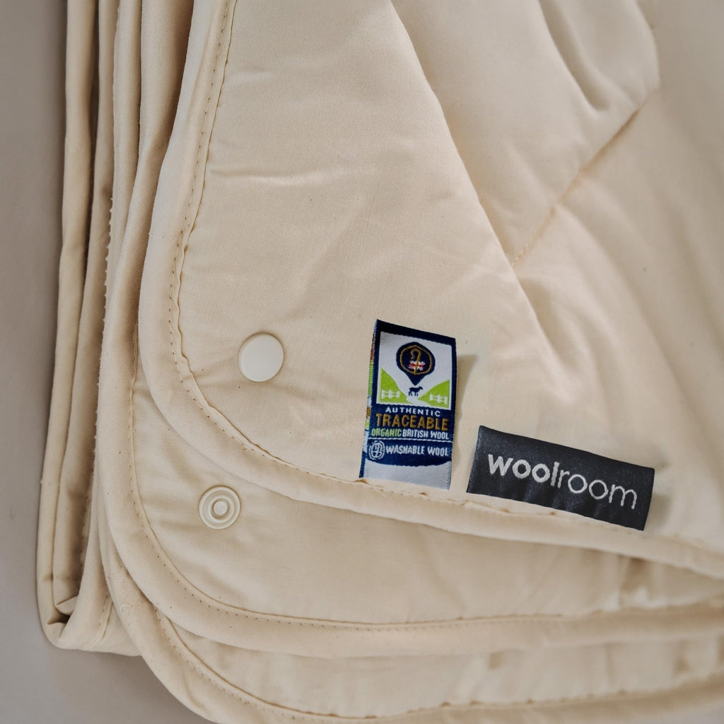 Organic Wool Down Alternative Comforter with Cotton Cover
